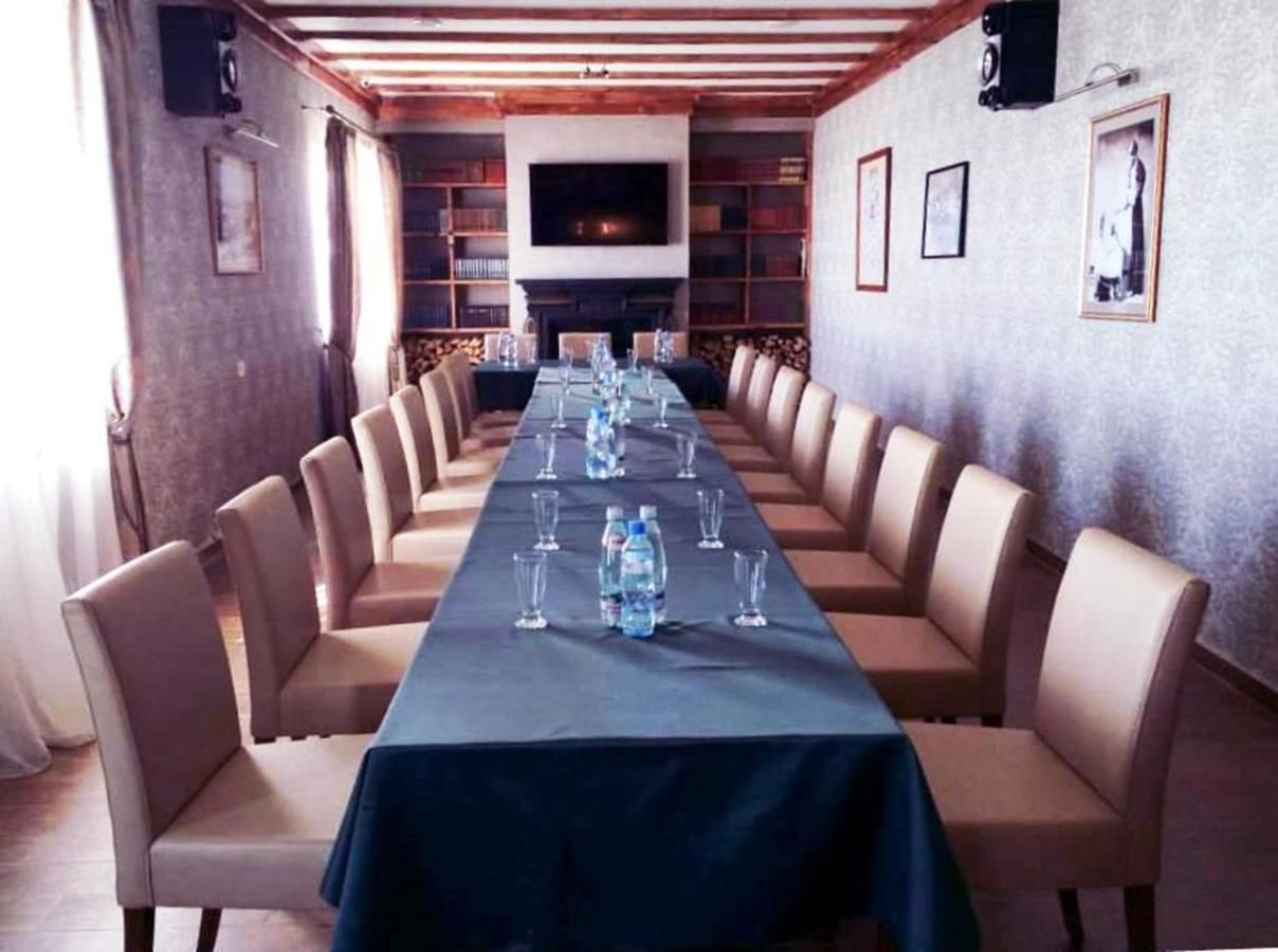 Отель Edelweiss Hotel Гудаури